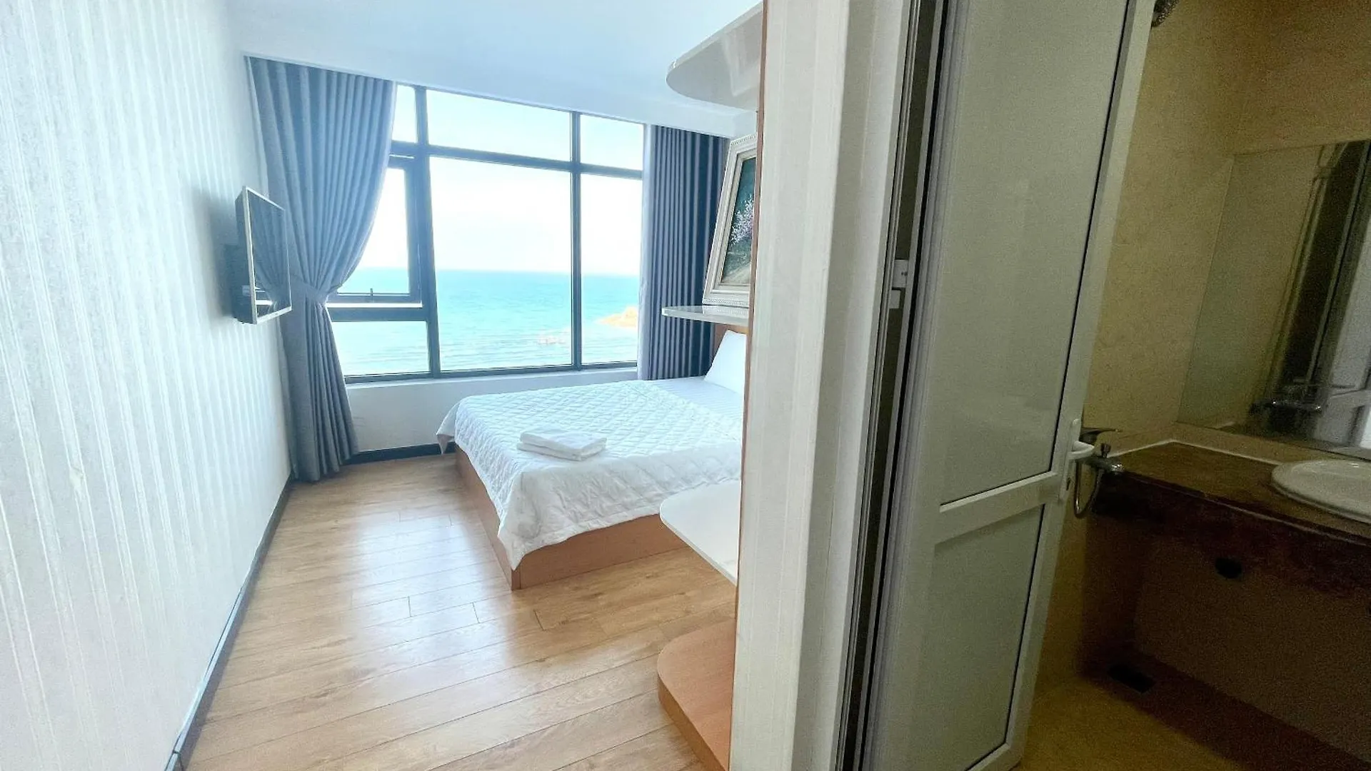Royal Nha Trang Luxury Apartment 0*,
