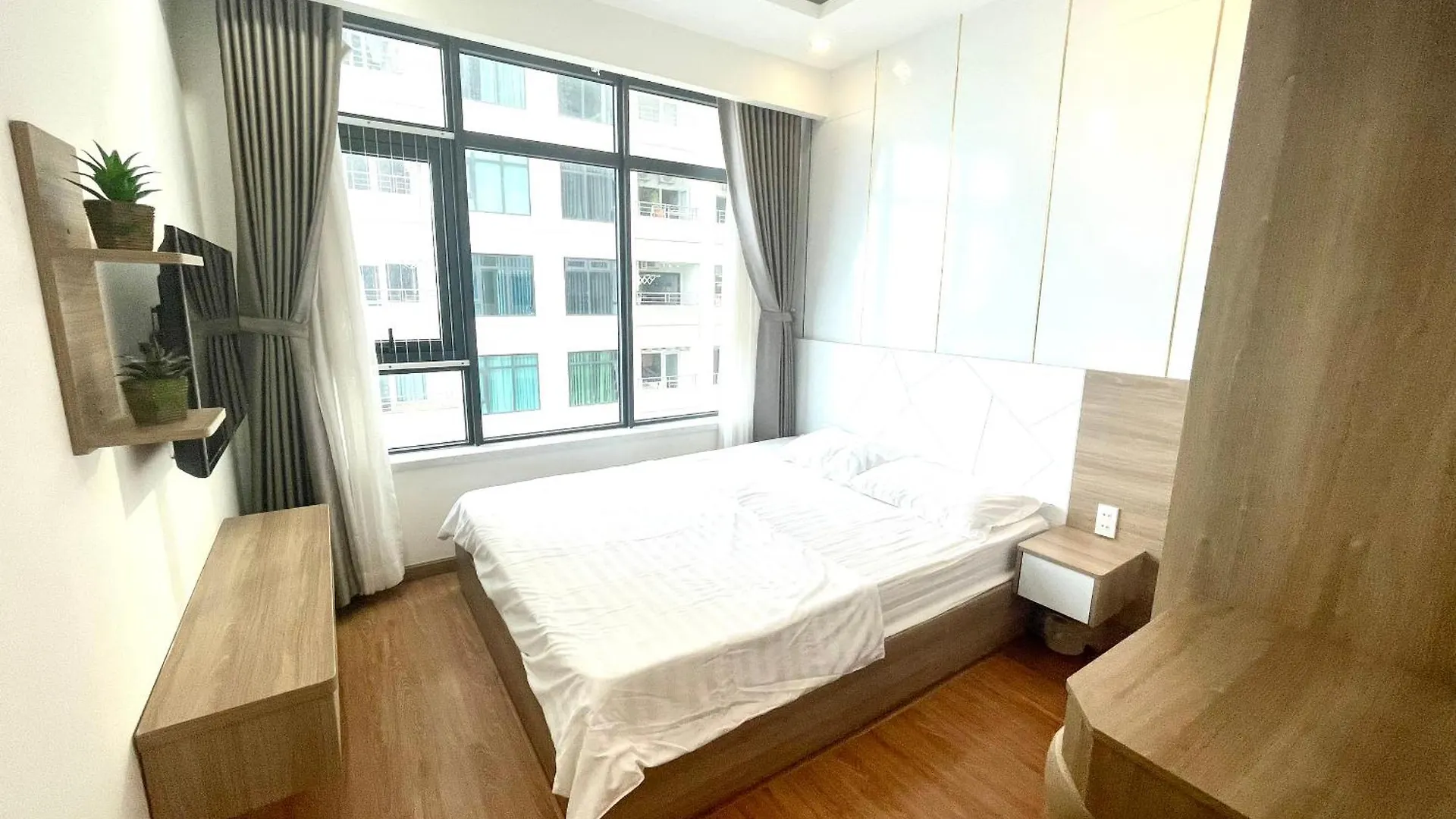 Royal Nha Trang Luxury Apartment